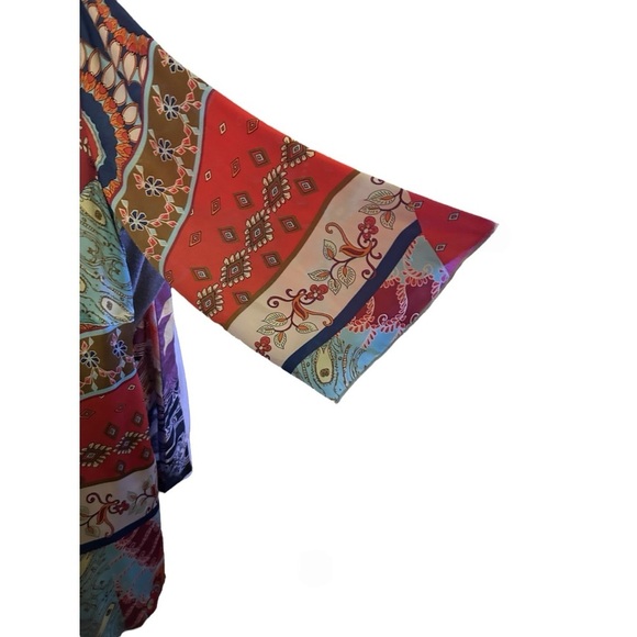 CAbi Women’s Medium Tie Top Satin Tie Knot Front - Picture 9 of 9